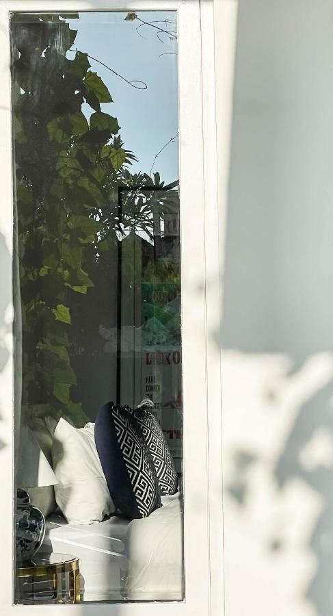 The London Residences Boutique Hotel Canggu Kültér fotó